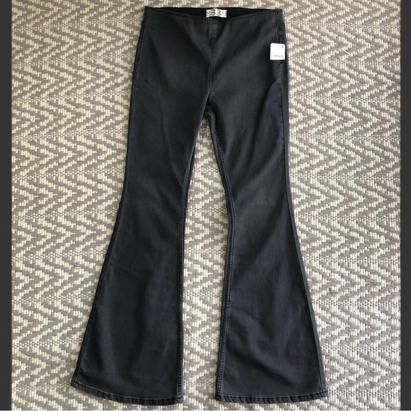 We the free penny pull on flare jeans size 33 - Picture 1 of 15